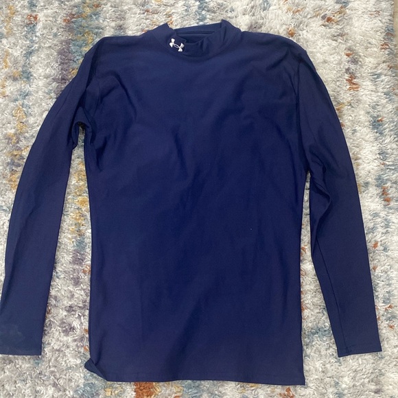 Under Armour Tops - ❄️🎿🏂Women’s Winter Under Armour, Size- L❄️🎿🏂